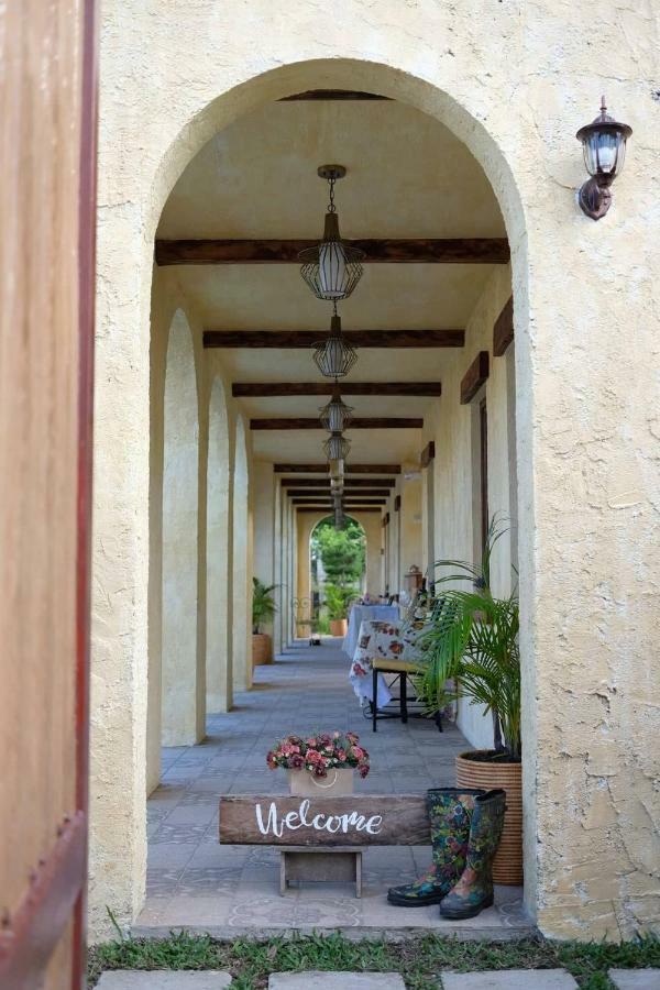 La Casa Di Beatrice Bed & Breakfast Panglao Bagian luar foto